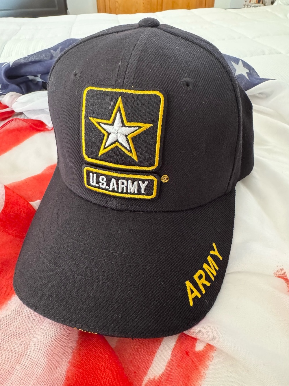 Official U.S. Army Star Logo Embroidered Black Baseball Cap Hat NWOT